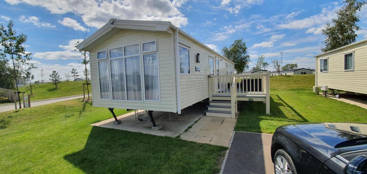 Rj Luxury Caravan Hire With Hot Tub Tattershall Exterior foto